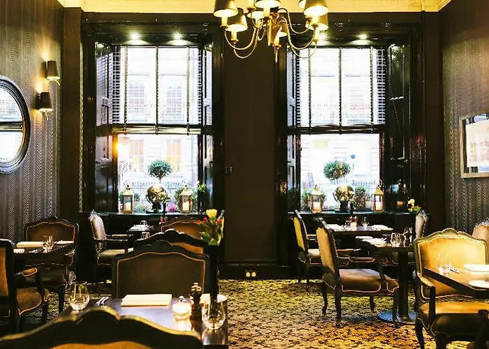 Nira Caledonia 4* Edynburg