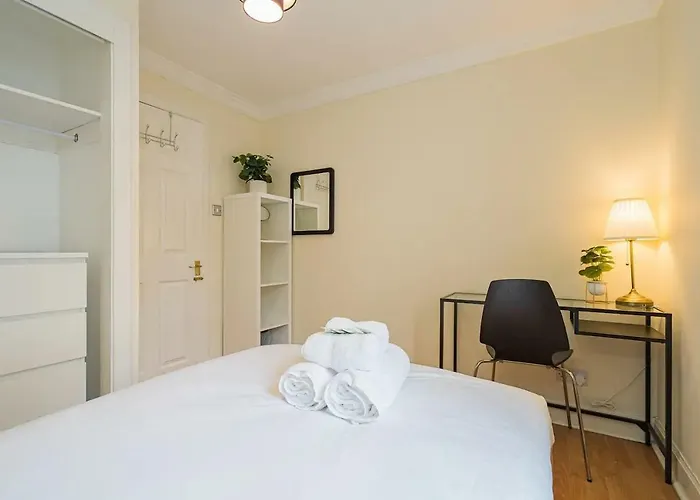 2br Grassmarket With Castle View Appartamento *