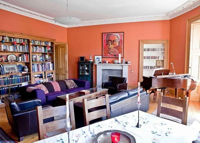 Apartment Epicurean Clerk