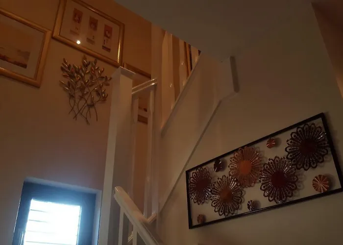 Penthouse Sleeps 11 * Эдинбург
