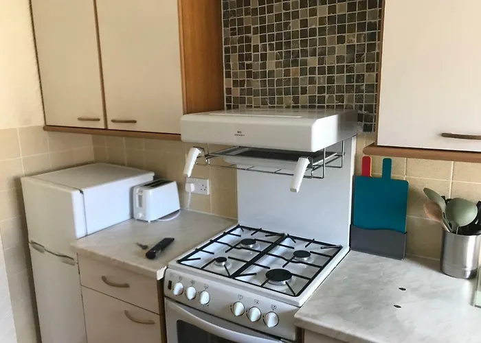 Crags View On The Royal Mile *