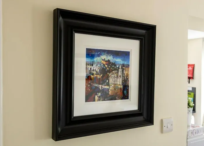 Stunning Castle View דירה *