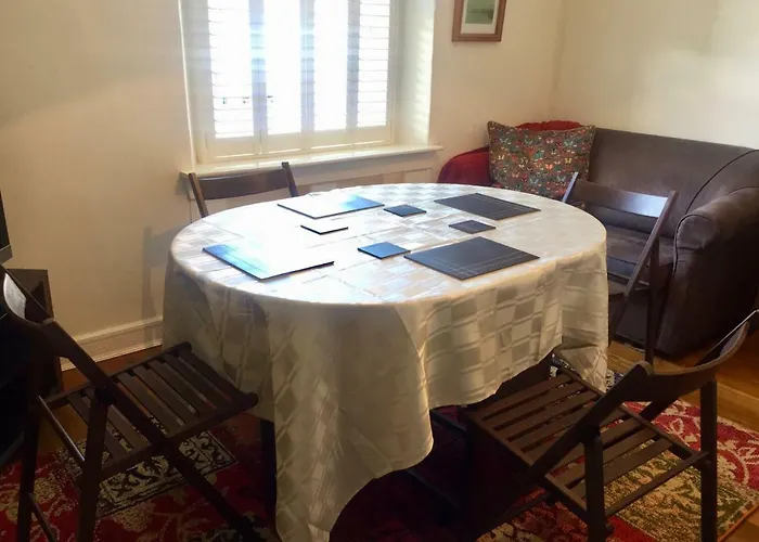 דירה The West End