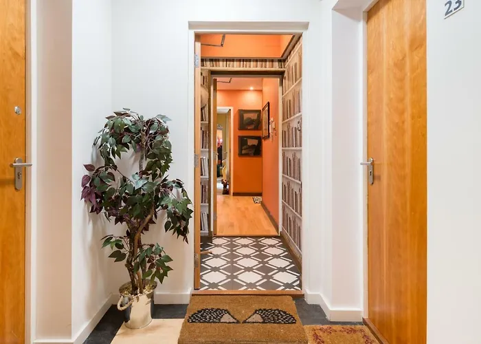 The Park At Holyrood Edinburgh