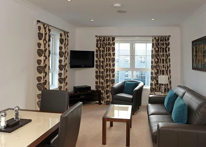 Fountain Court - Grove Lejlighedshotel