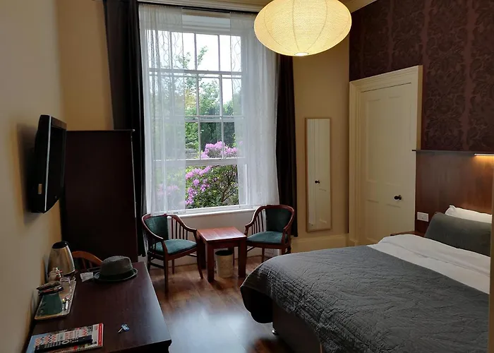 Gasthof Dene Guest House, New Town 3*