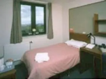 Отель First Holland House