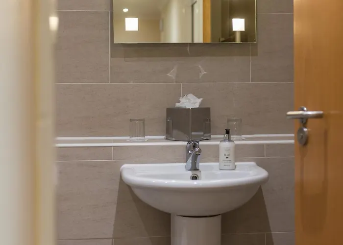 Fountain Court - Harris 4* Edinburgh