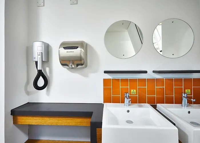 St Christopher's - Old Town Edinburgh