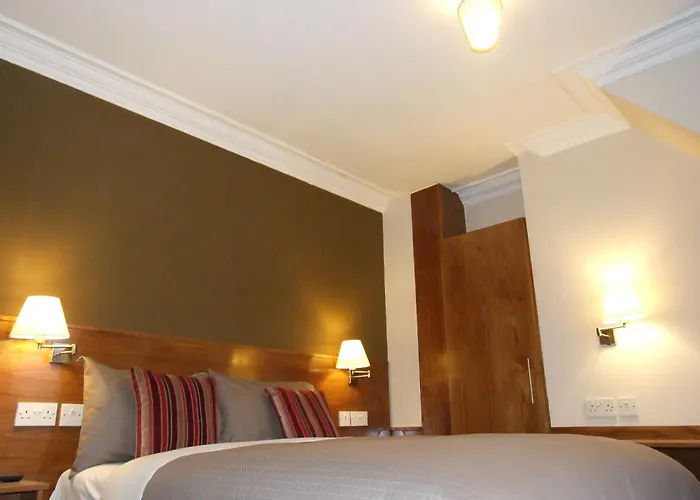 Leith House 3*