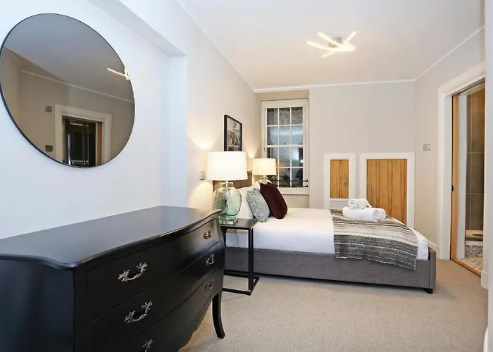 Joivy Beautiful 2 Bed Flat On The Royal Mile