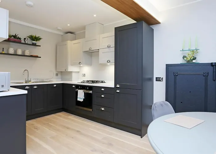 Joivy Beautiful 2 Bed Flat On The Royal Mile * Edynburg