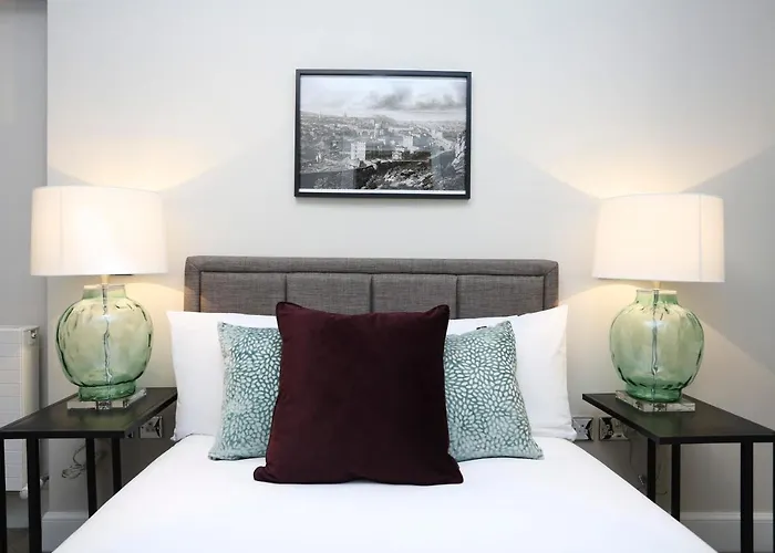 Apartament Joivy Beautiful 2 Bed Flat On The Royal Mile *