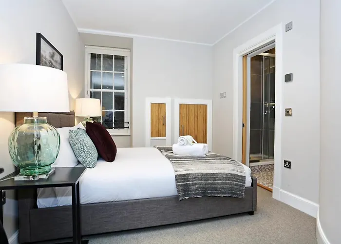 Joivy Beautiful 2 Bed Flat On The Royal Mile Apartament Edynburg