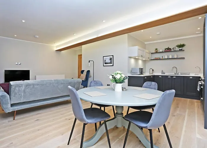 Joivy Beautiful 2 Bed Flat On The Royal Mile Apartament