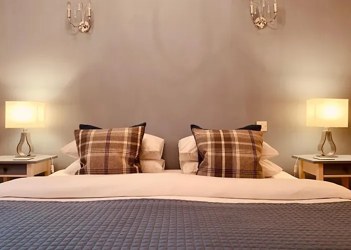 Apartment The Royal Mile By Reserve