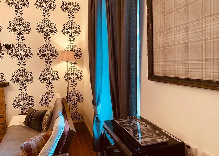 Apartment The Royal Mile By Reserve