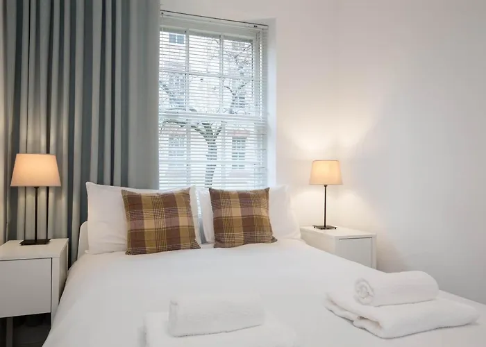 Modern Grassmarket Apartamento Edimburgo