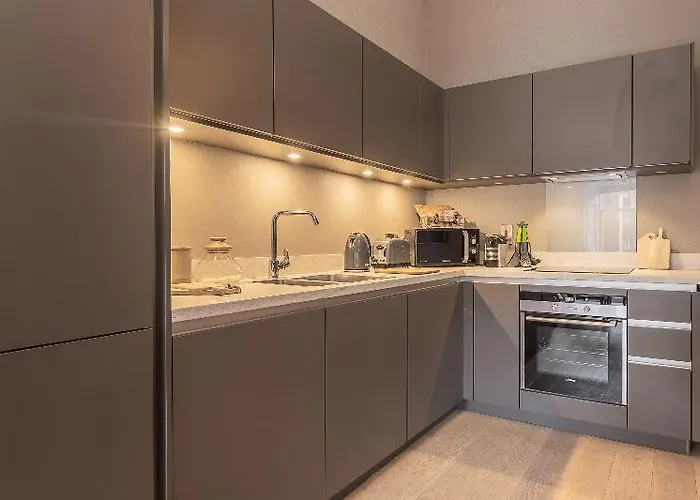 No1 - George Iv Bridge Otel