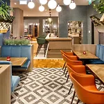 Ibis Styles St Andrew Square Hotell Edinburg