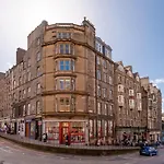 Апартаменты Bank St Royal Mile