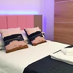 Crosskeys 双金匙公寓 אדינבורו