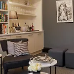94dr Holiday home *