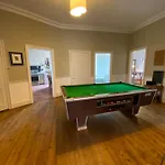 Grand City Apartment In Stockbridge Area
