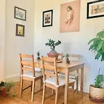 Cosy 2 Bedroom Flat In * Edynburg