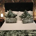 No11 Boutique & Brasserie 4*