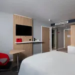 Express West By Ihg