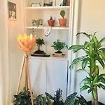 Cosy 2 Bedroom Flat In Apartament