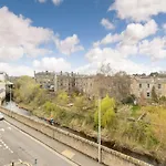 Designer Urban Apartment With City Terrace * Edinburgh