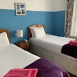 Eliza House 3*