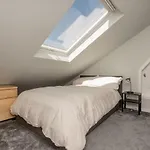 Lejlighed 2bd Loft Style - - Free Parking - Pass The Keys *