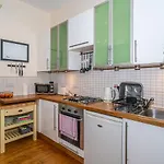Superb 1 Bed Flat In Traditional Victorian Building - Pass The Keys Edinburgh
