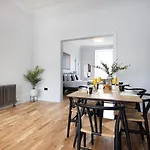 Apartment Dragon Luxury Serviced At Alva Street Edinburgh