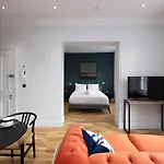 Dragon Luxury Serviced At Alva Street