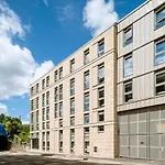 Modern Studio Apartments At Murieston Crescent In Edinburgh Edinburgh