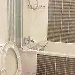 Leven Apartment *