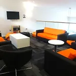 Metro Hostel *
