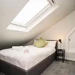 2bd Loft Style - - Free Parking - Pass The Keys Lejlighed
