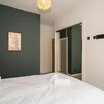 Lejlighed 2bd Loft Style - - Free Parking - Pass The Keys Edinburgh
