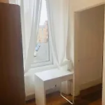 Lejlighed Centre Escape With Private Garden *