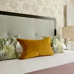 Hotel Nira Caledonia 4*