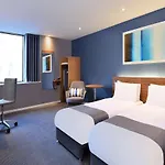 Travelodge מלון 3*