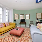 Joivy Inviting Flat At The Heart Of Édimbourg