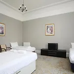 Cairn & Aparthotel Edinburgh
