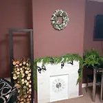 White House In Edinburgh, 2 Bedroom Good Location Edimburgo