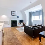Linton Collection - 28 North Bridge Apartmán Edinburgh